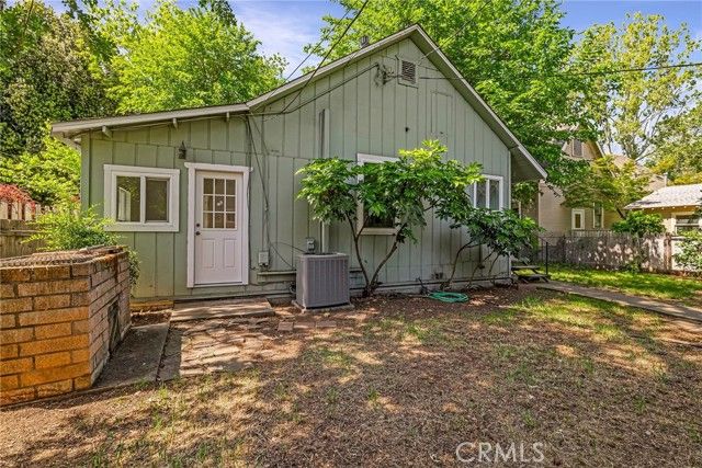 1617 Hemlock Street, Chico, CA 95928