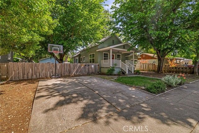 1617 Hemlock Street, Chico, CA 95928