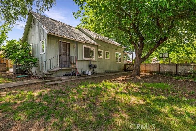 1617 Hemlock Street, Chico, CA 95928