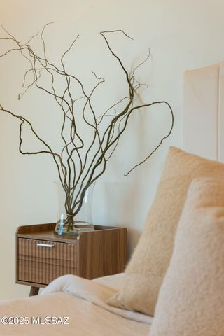 6401 N Camino Abbey, Tucson, AZ 85718