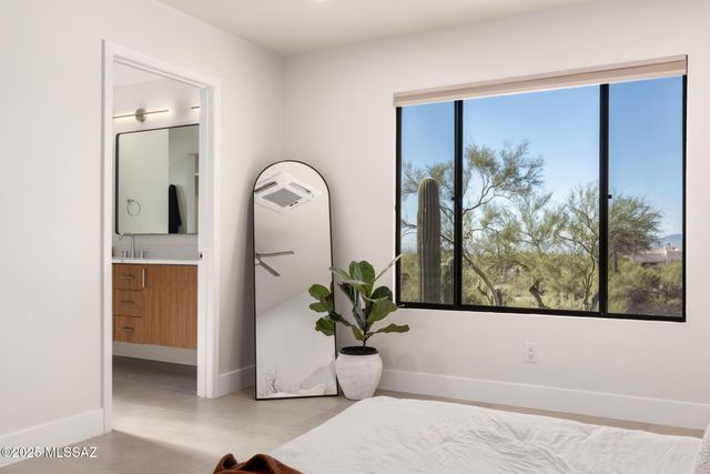 6401 N Camino Abbey, Tucson, AZ 85718