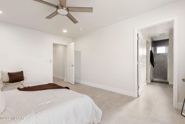 6401 N Camino Abbey, Tucson, AZ 85718