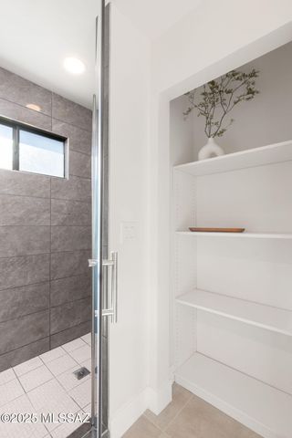 6401 N Camino Abbey, Tucson, AZ 85718