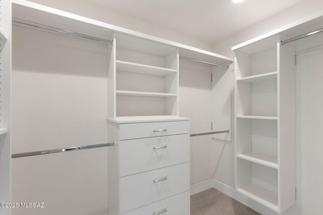 6401 N Camino Abbey, Tucson, AZ 85718