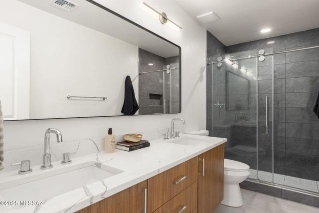 6401 N Camino Abbey, Tucson, AZ 85718