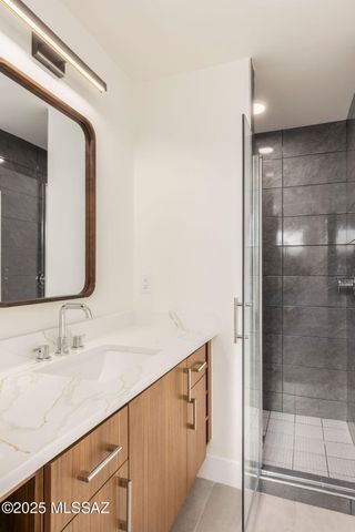 6401 N Camino Abbey, Tucson, AZ 85718