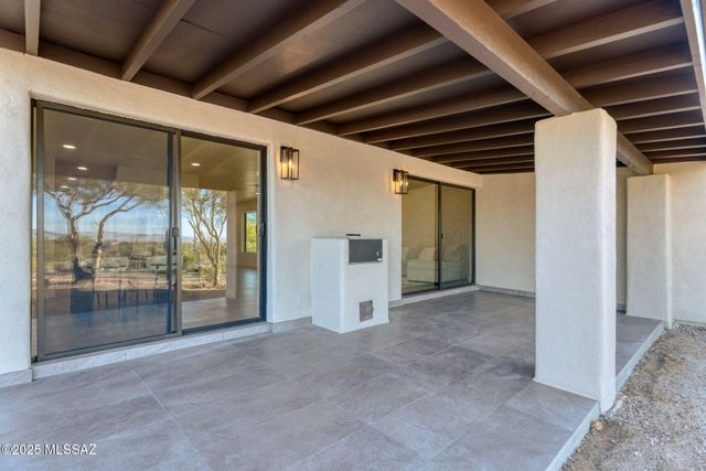 6401 N Camino Abbey, Tucson, AZ 85718