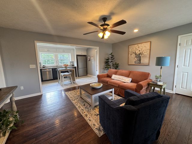603 Johnson St, Manchester, TN 37355