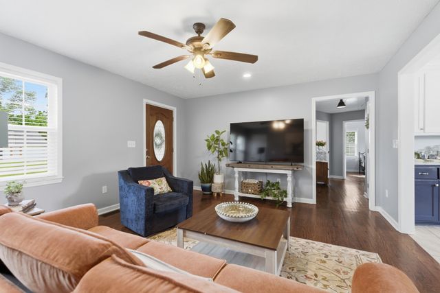 603 Johnson St, Manchester, TN 37355