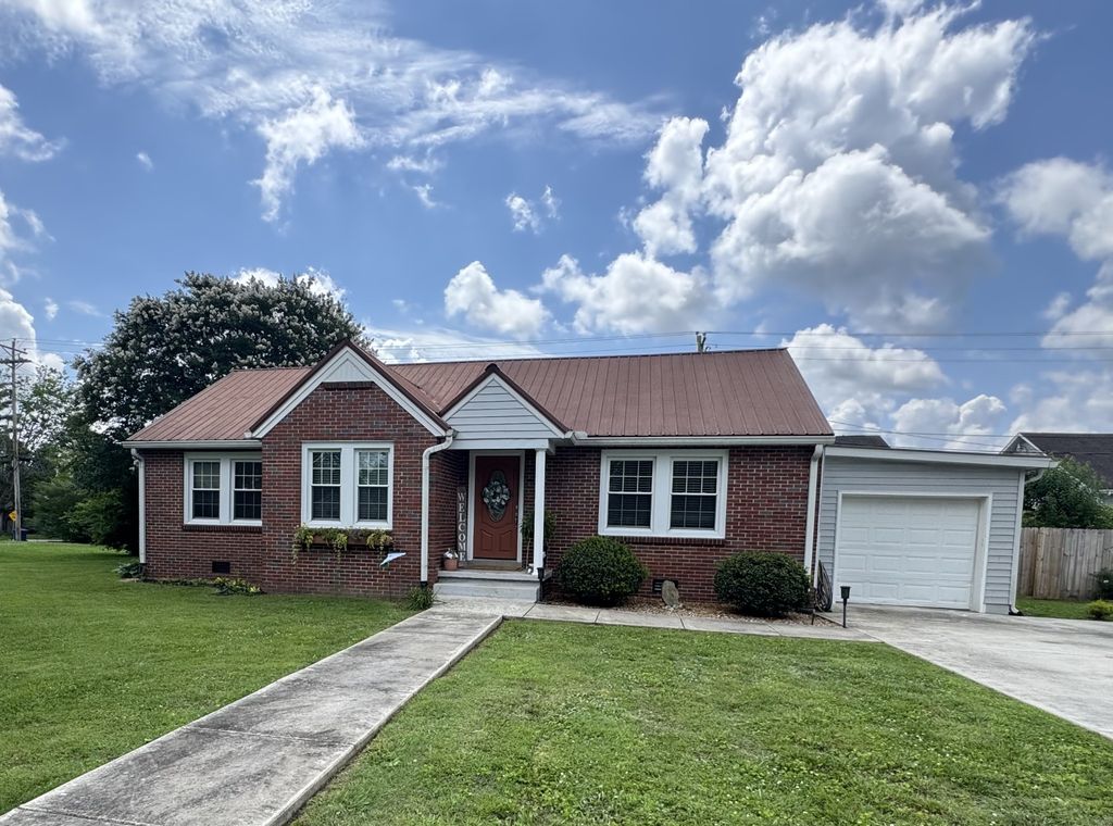 603 Johnson St, Manchester, TN 37355