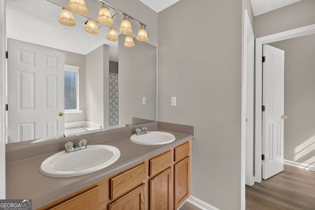 1637 Summit Creek Way, Loganville, GA 30052