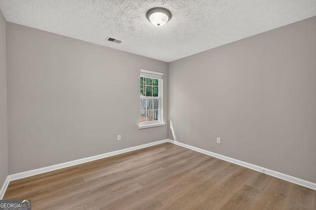 1637 Summit Creek Way, Loganville, GA 30052