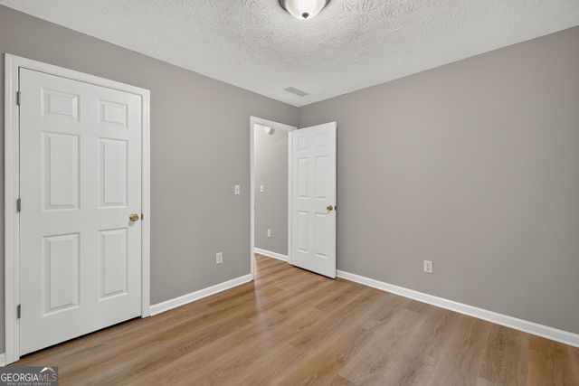 1637 Summit Creek Way, Loganville, GA 30052