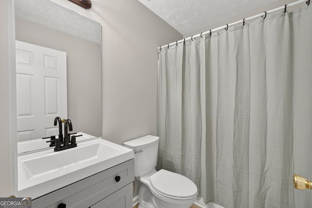 1637 Summit Creek Way, Loganville, GA 30052