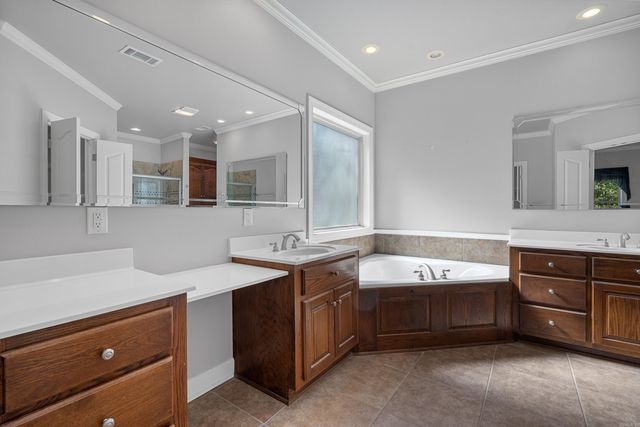 15 Perfecto Court, Hot Springs Village, AR 71909