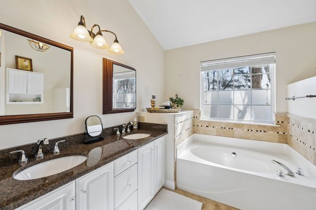 4921 John Hagar Rd, Hermitage, TN 37076