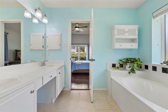 933 Golden Grove Drive, Lewisville, TX 75067
