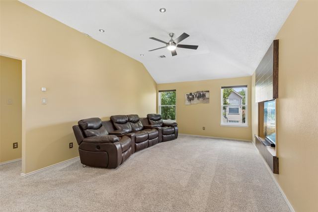933 Golden Grove Drive, Lewisville, TX 75067