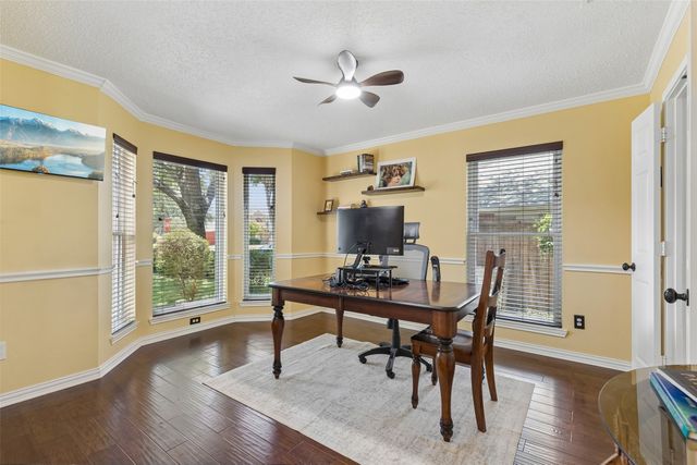 933 Golden Grove Drive, Lewisville, TX 75067