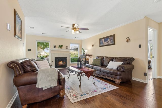 933 Golden Grove Drive, Lewisville, TX 75067