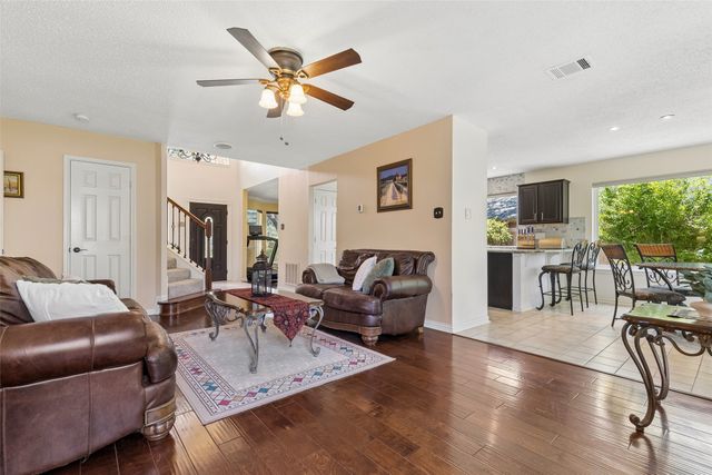 933 Golden Grove Drive, Lewisville, TX 75067
