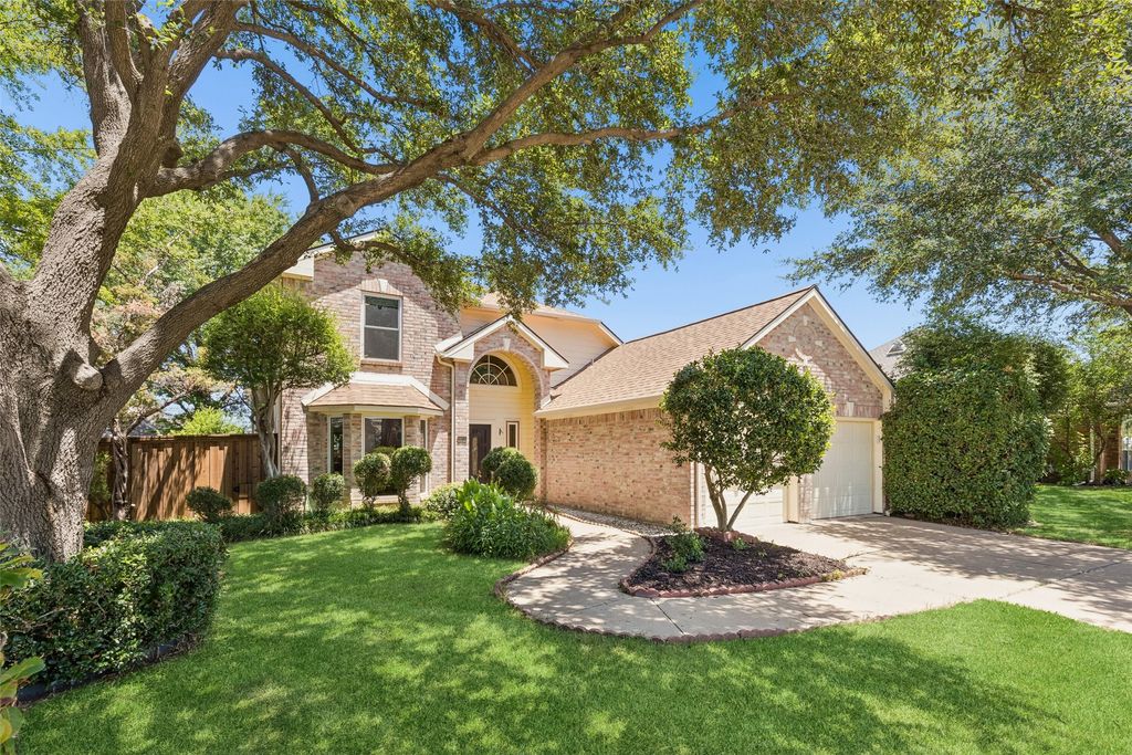 933 Golden Grove Drive, Lewisville, TX 75067