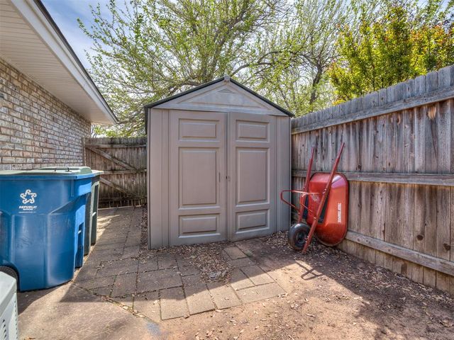 701 Pepperdine Avenue, Edmond, OK 73013