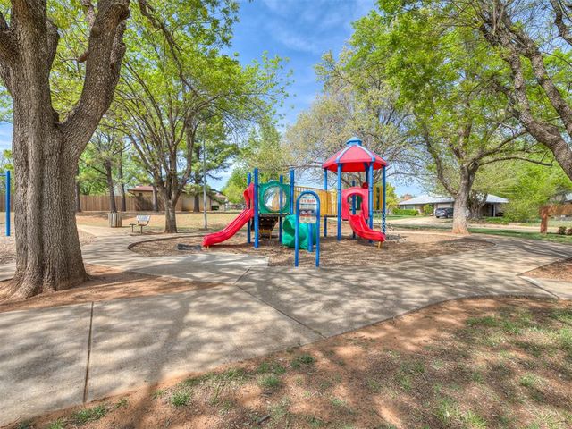 701 Pepperdine Avenue, Edmond, OK 73013