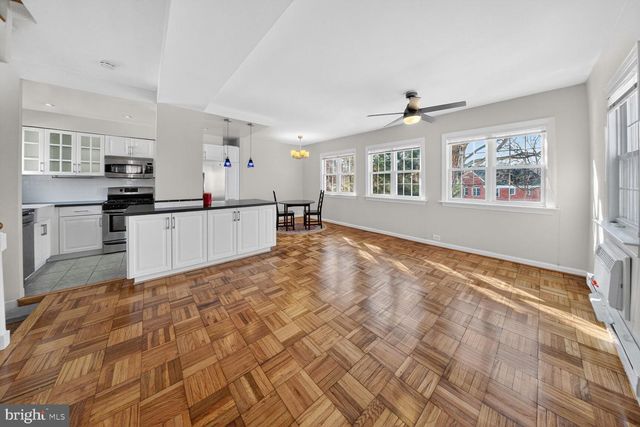 1103 BEVERLEY DR, Alexandria, VA 22302