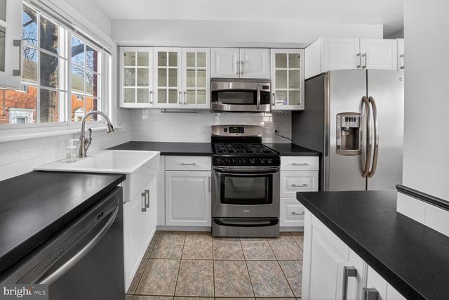 1103 BEVERLEY DR, Alexandria, VA 22302