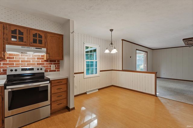 1612 Kerry Court, South Bend, IN 46614