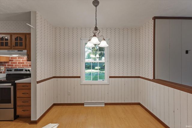 1612 Kerry Court, South Bend, IN 46614