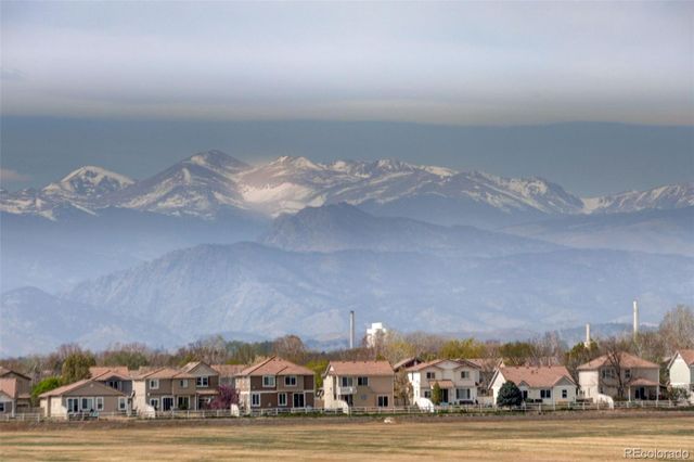 3780 Sprucewood Drive, Johnstown, CO 80534