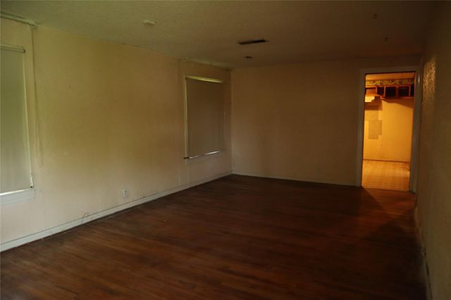 3823 Crandon Street, Houston, TX 77026