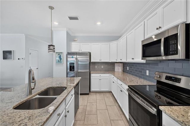 11550 Shady Palm WAY, Fort Myers, FL 33913