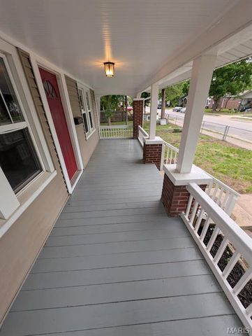 504 Leslie Avenue, Wood River, IL 62095