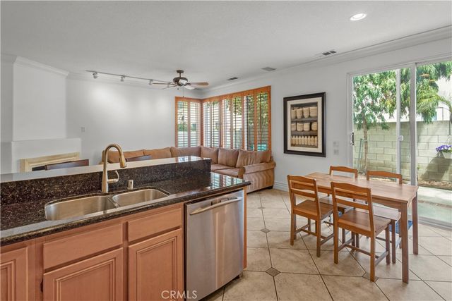 7635 Park Field Circle, Huntington Beach, CA 92648