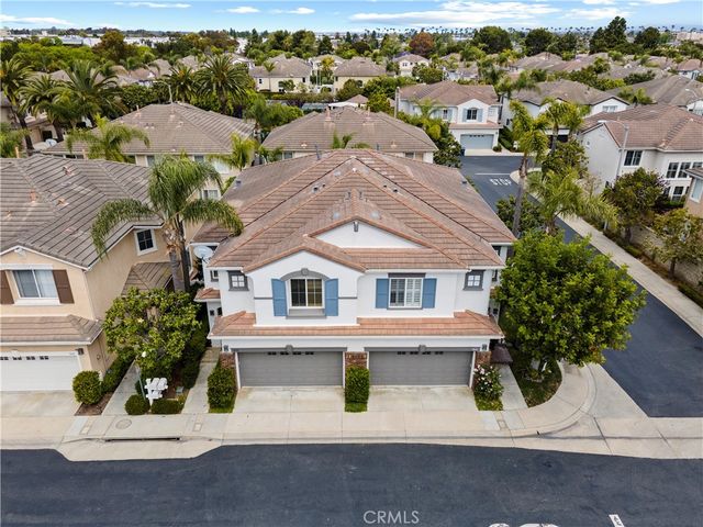 7635 Park Field Circle, Huntington Beach, CA 92648