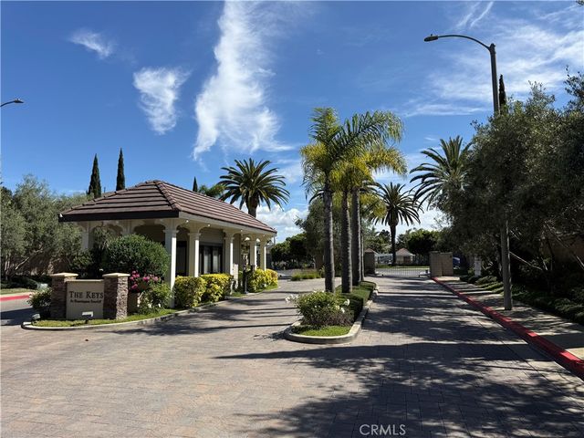 7635 Park Field Circle, Huntington Beach, CA 92648