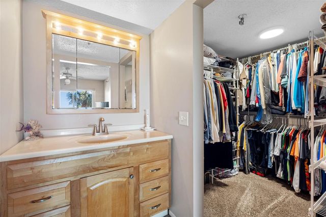 7430 SUNSHINE SKYWAY LANE S 406, St Petersburg, FL 33711