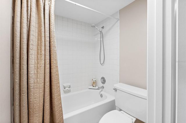 7430 SUNSHINE SKYWAY LANE S 406, St Petersburg, FL 33711