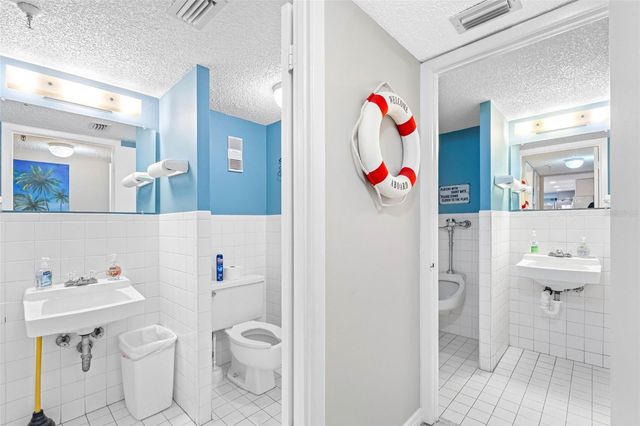 7430 SUNSHINE SKYWAY LANE S 406, St Petersburg, FL 33711