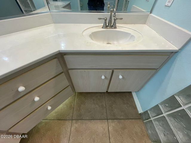 4568 Woodcove Drive, Port Orange, FL 32127