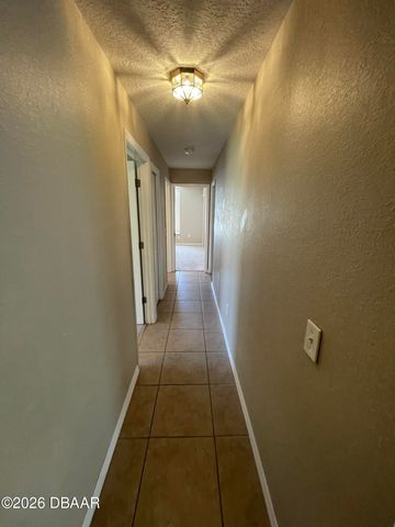 4568 Woodcove Drive, Port Orange, FL 32127