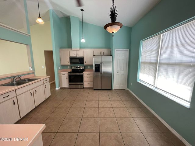 4568 Woodcove Drive, Port Orange, FL 32127