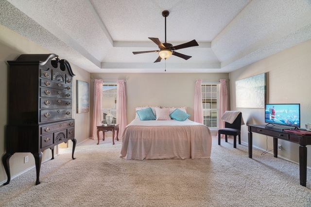 925 Medalist Street, Paris, TX 75460