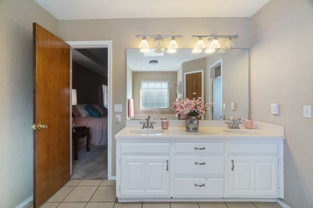 925 Medalist Street, Paris, TX 75460