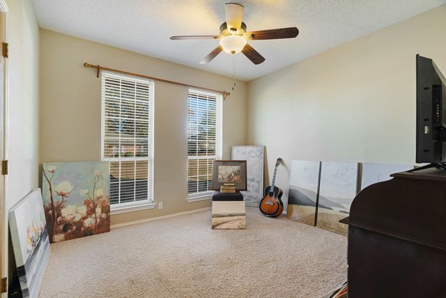 925 Medalist Street, Paris, TX 75460