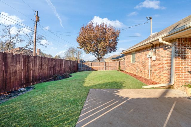 925 Medalist Street, Paris, TX 75460