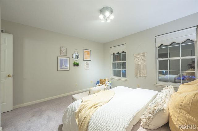 17651 Westhampton Woods Drive, Wildwood, MO 63005